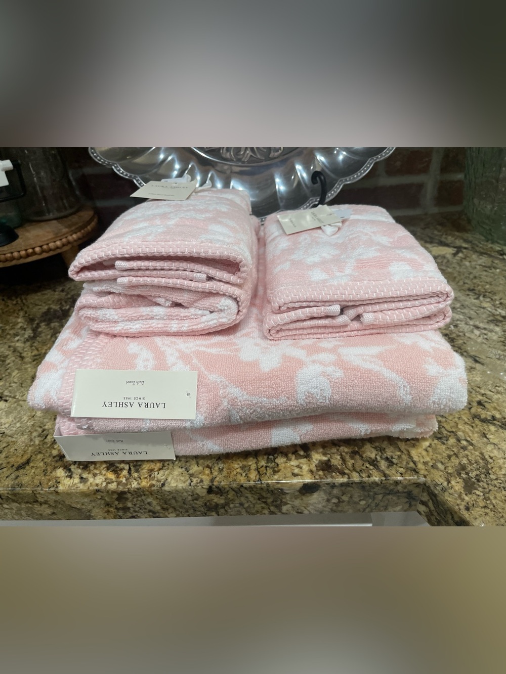 Laura Ashley RYE FLOWERS Reversible Towels Bundle - bath, hand & finger -NEW!